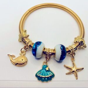 Bracelet Whale Starfish Turtle Shell in golden